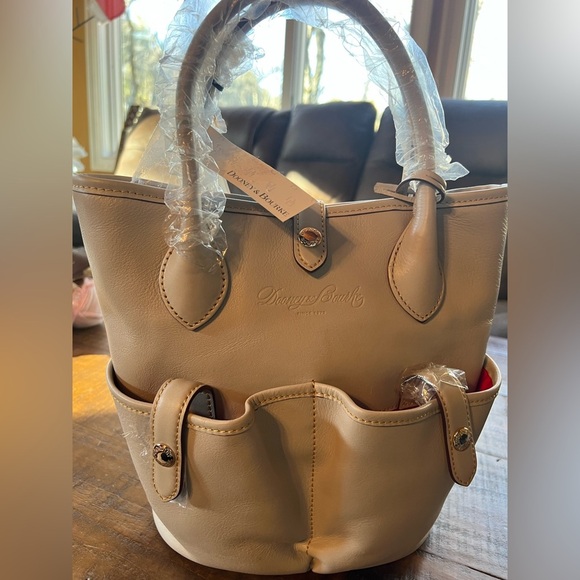 NWT Dooney & Bourke
Florentine Bucket Bag - Picture 6 of 16